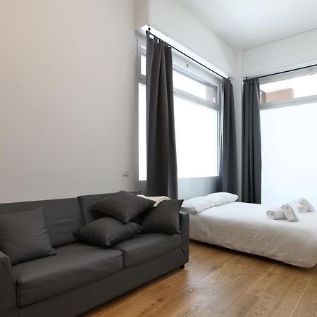 Primopiano - La Malfa Flats Lägenhet Milano Exteriör bild