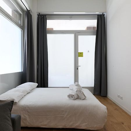 Primopiano - La Malfa Flats Lägenhet Milano Exteriör bild