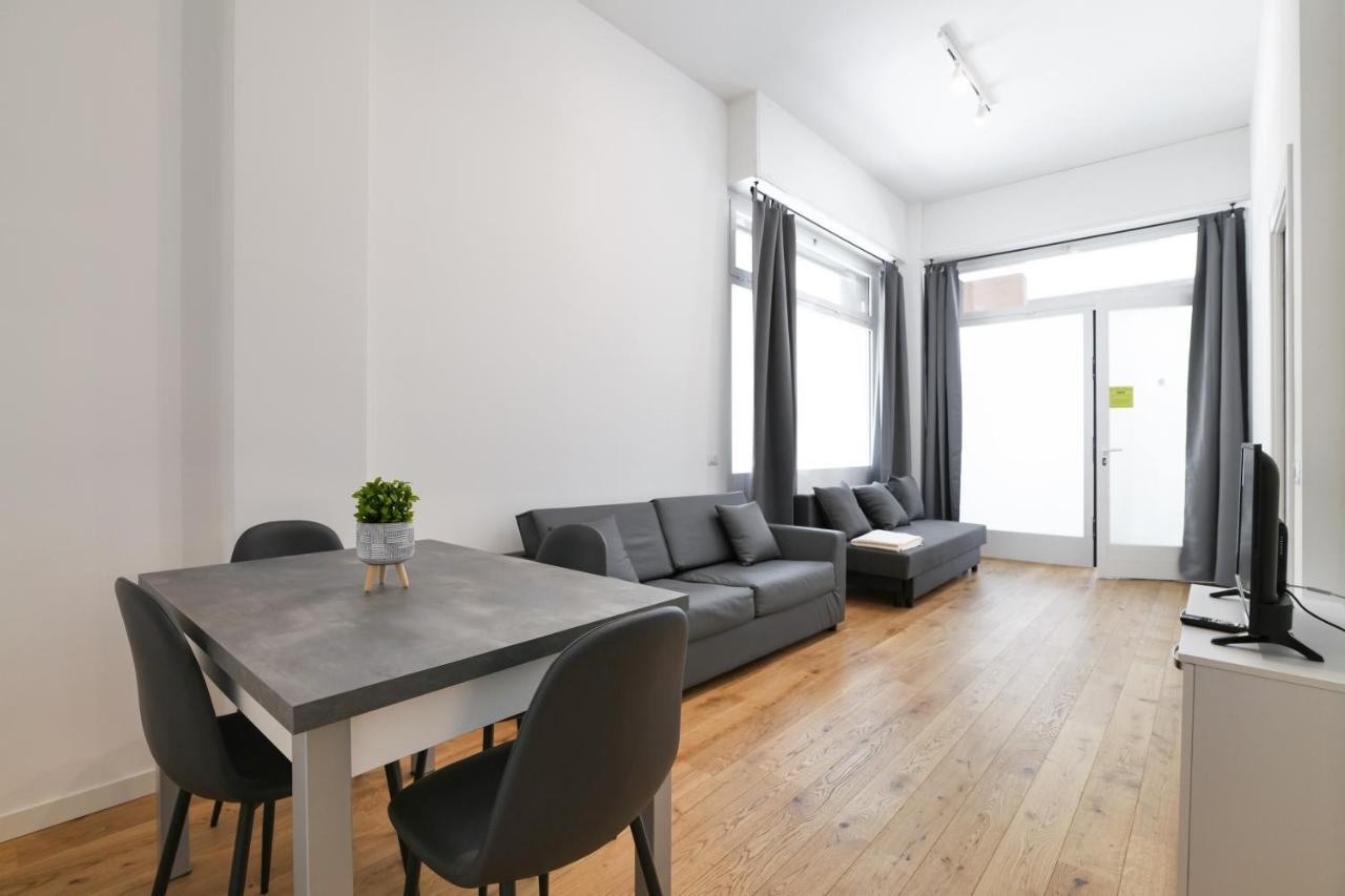 Primopiano - La Malfa Flats Lägenhet Milano Exteriör bild